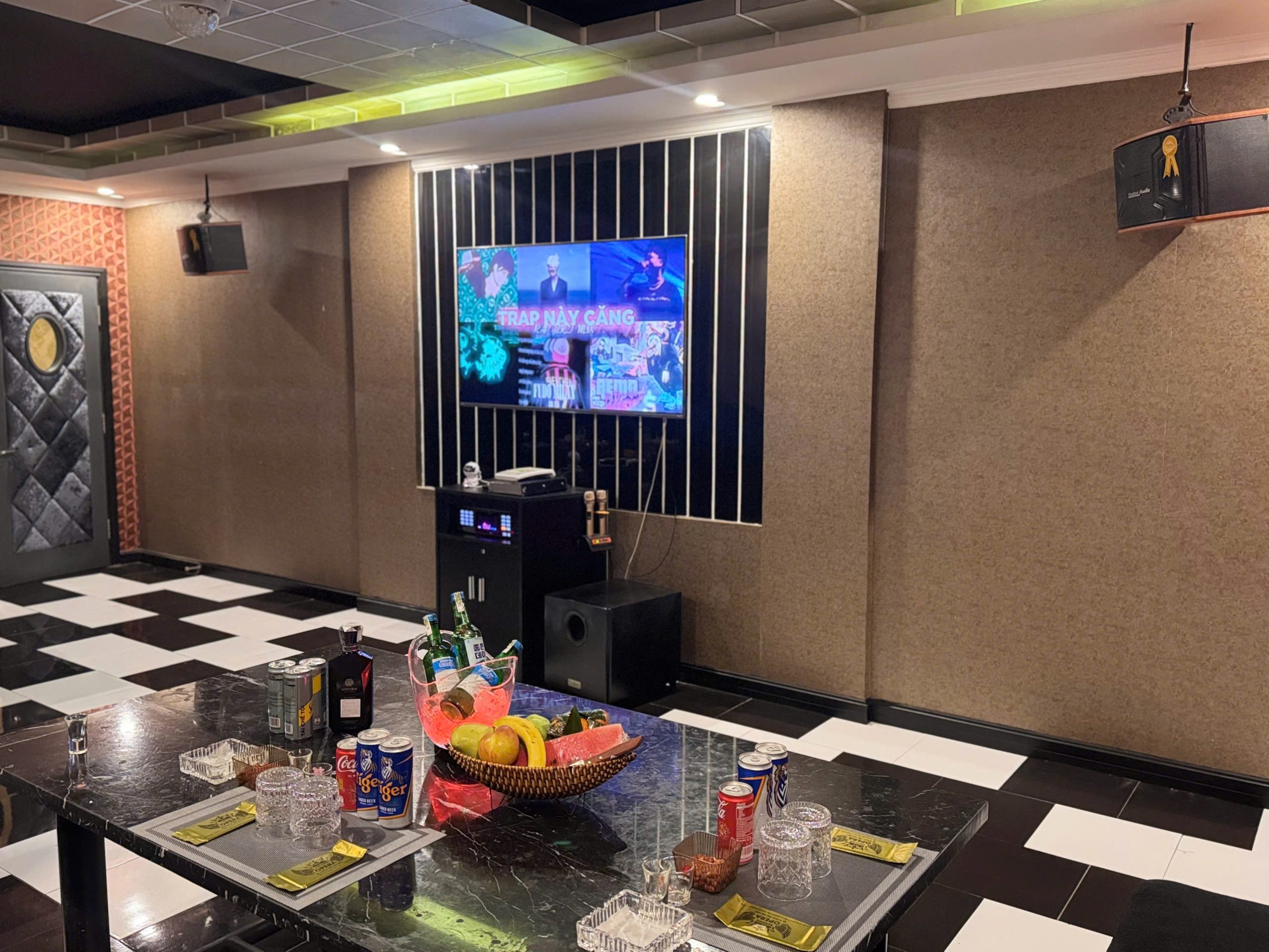 다낭 오페라 KTV 룸 컨디션
