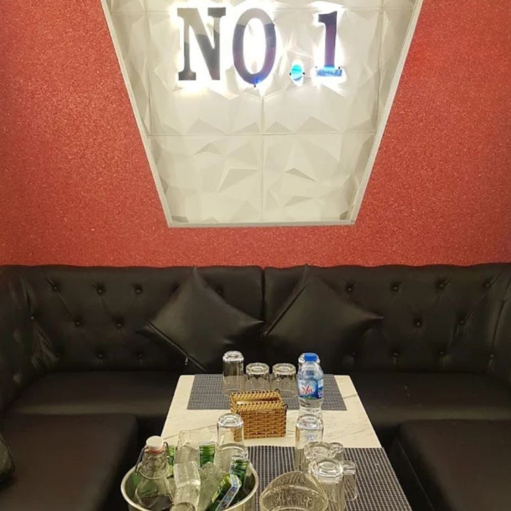 호치민 넘버원 가라오케 사진