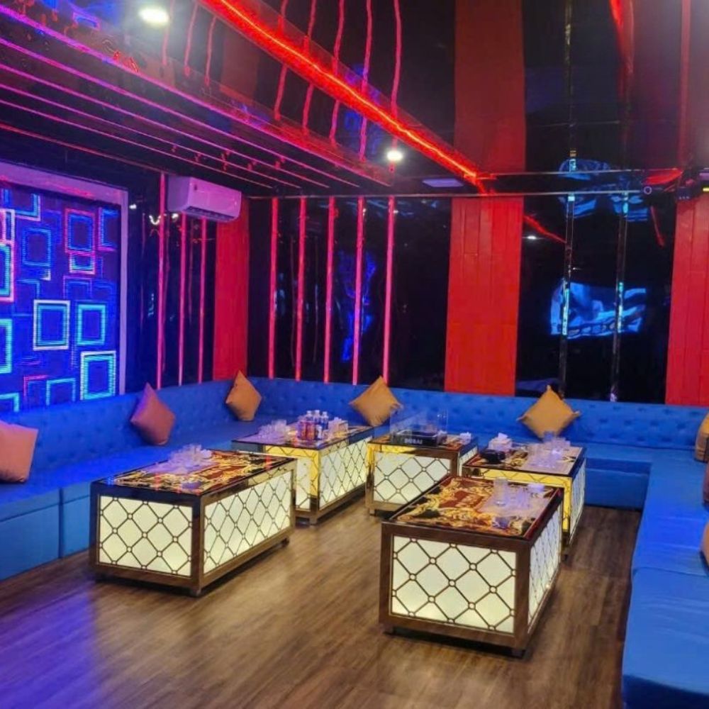 호치민 두바이 가라오케 룸 사진